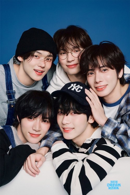 TXT (투모로우바이투게더)