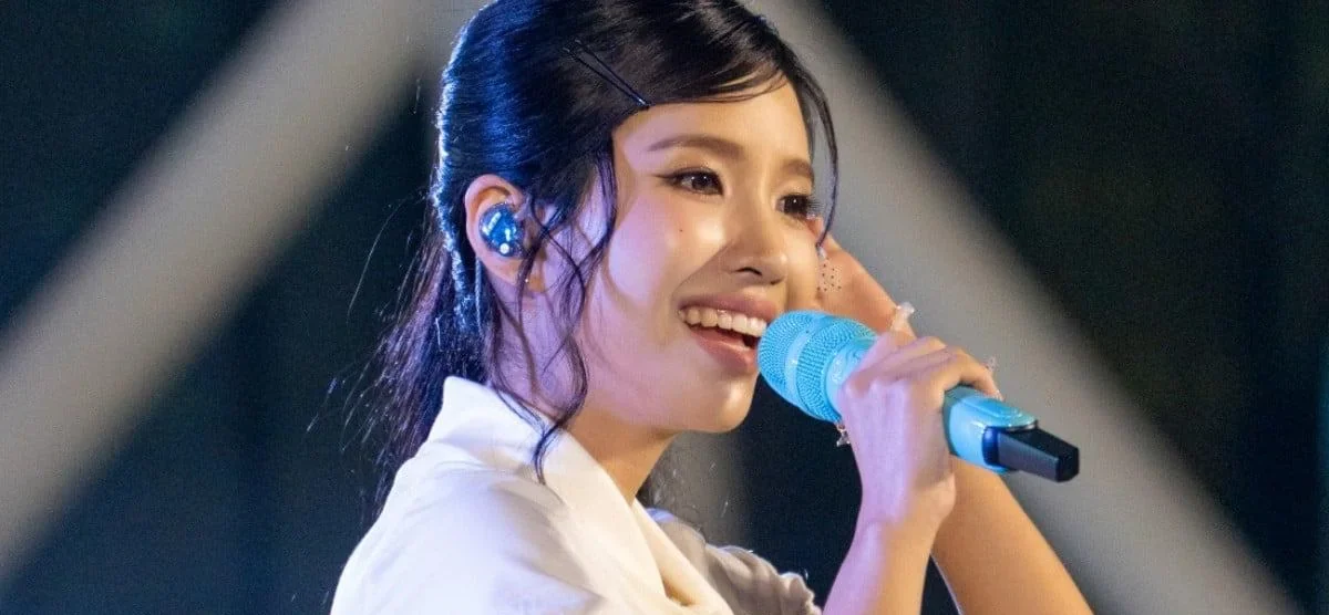 소연 (SOYEON)